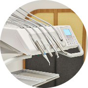 最新の歯科医療機器